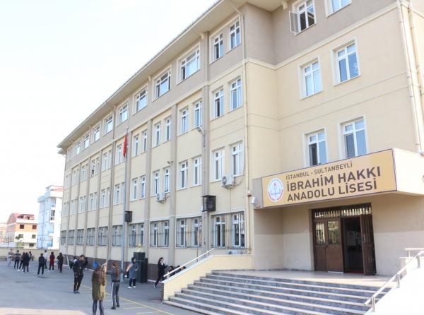 Sultanbeyli İbrahim Hakkı Anadolu Lisesi Fotoğrafı